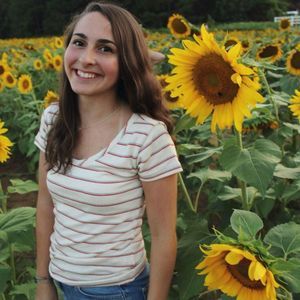 Meet your Posher, Liz